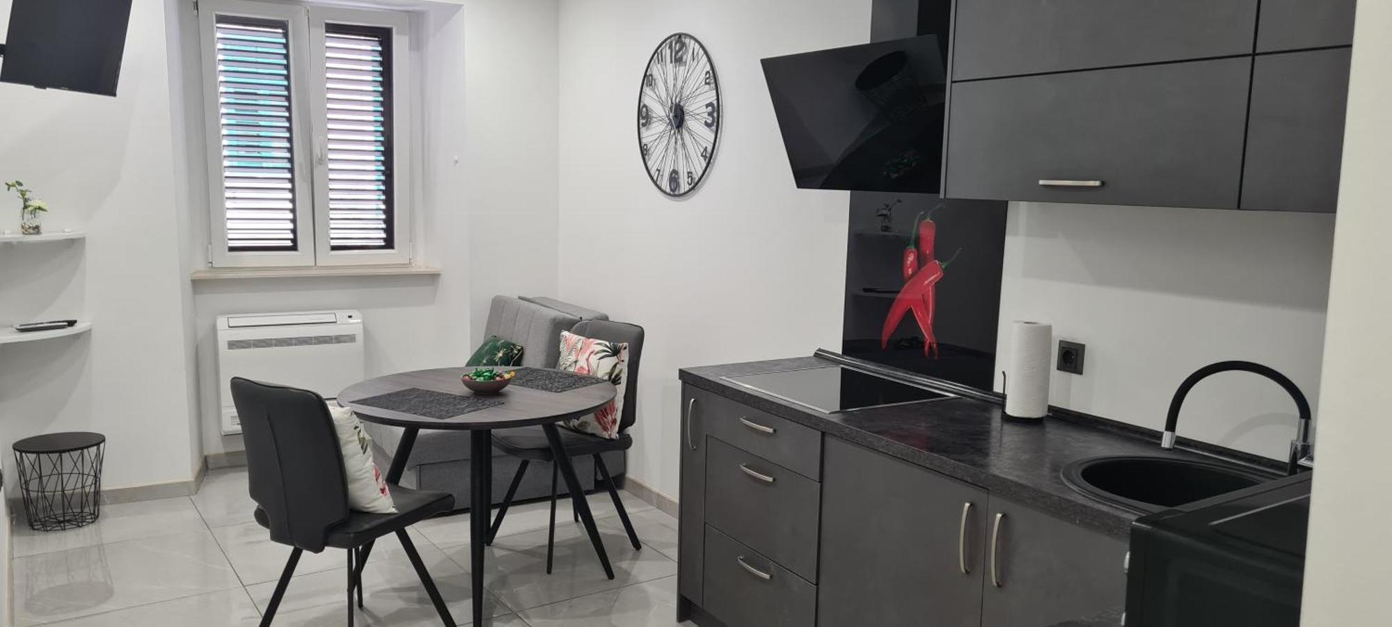 Apartman Julija 1 Rijeka Exterior foto